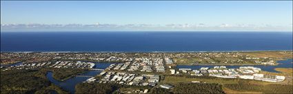 Warana - Birtinya - QLD 2014 (PBH4 00 17569)